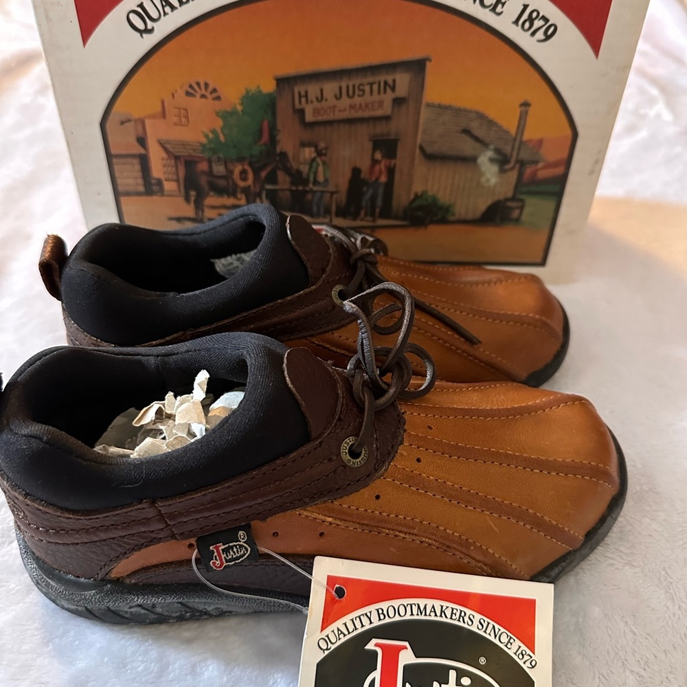 Justin Chukka shoes size 1.5 NEW - Picture 4 of 6